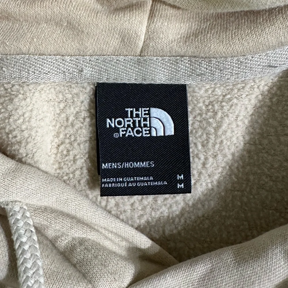 Authentic *The NORTH FACE* soft comfortable men’s pullover hoodie sweatshirt M